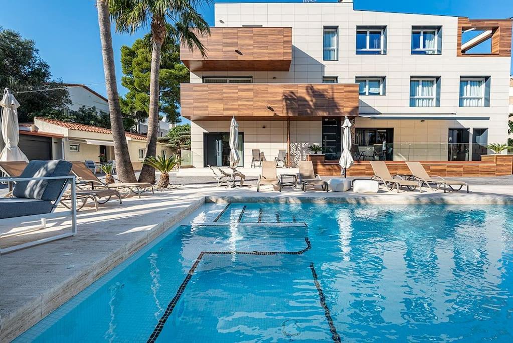 Apartamento 5 Stelle Piscina, Jacuzzi, Wifi - 2 Min Dal Mare Miami Platja  Exterior foto